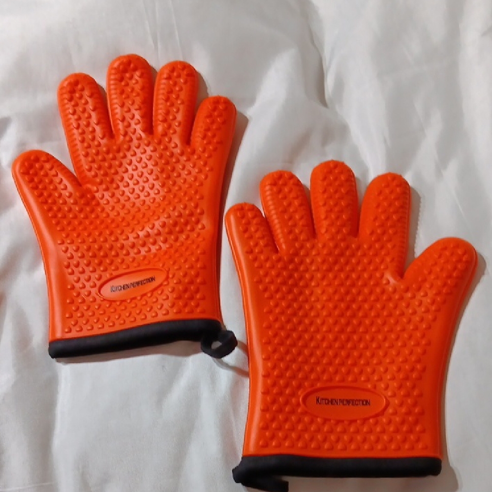 Perfection Orange Silicone Oven Gloves